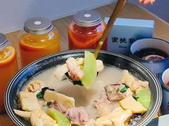 -蜜桃餐厅·伴山(海岸城店)