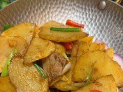 -隔壁老王·家常云南菜(花巷店)