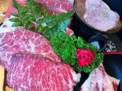 -铭牛烧肉·和牛海鲜自助(高新月牙湖店)