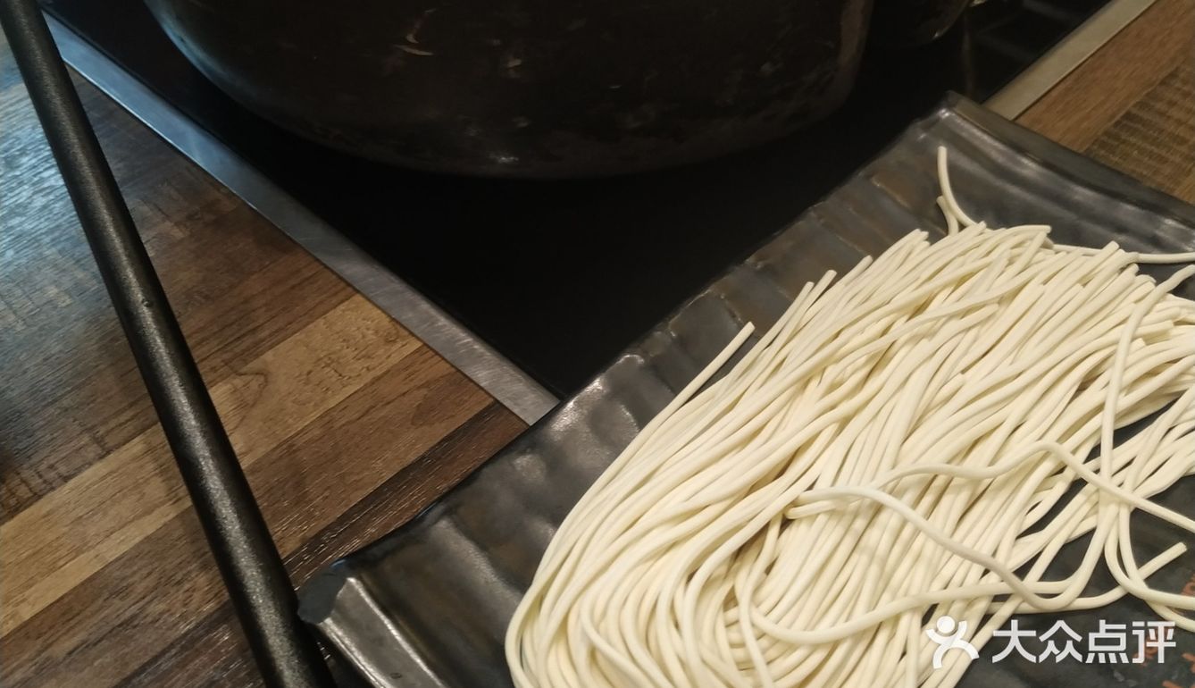 便宜又好吃，可惜他家的酱汁那个底料不出了，我超爱