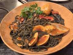 墨鱼汁海鲜面-IL TEATRO 精品意大利餐厅