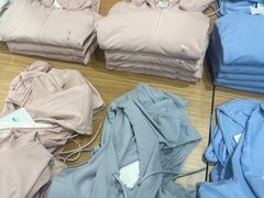 -优衣库(上海虹口龙之梦店)