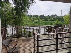 -上海怡沁园度假酒店