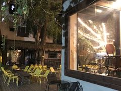 -莓园冰淇淋店