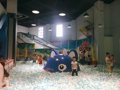 -蒙特利亲子乐园