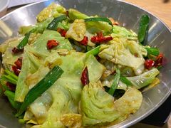 手撕包菜-费大厨辣椒炒肉(黄兴中心广场店)