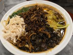 -蔼若春.传承三十年云南菜(金碧公园店)