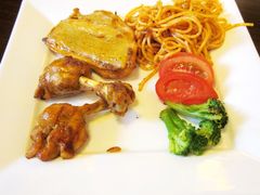 -必胜客(新中纬店)