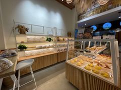 面包甜点陈列柜-前进麦味·天然烘焙(凯德1818店)