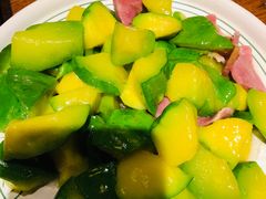 -云海肴·汽锅鸡·云南菜(天山百盛优客店)