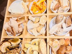 -阿婆情腊排骨火锅·野生菌季(古城旗舰店)