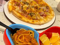 必胜硬核肉多多比萨-必胜客(WOW中心城店)
