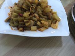 -都江堰石锅鱼