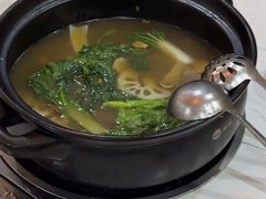 -菌之家·专业纯野生菌火锅·特色炒菌