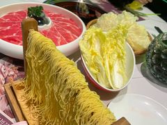 -洪氏嗨捞·广东猪肚鸡·椰子鸡火锅(西咸万象城店)