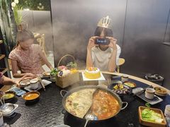 -鹿鸣山草本茶香火锅(园西路店)