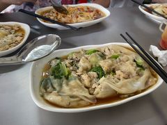 -后街女孩肠粉店