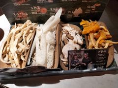 -芸山季·云南山珍菌火锅(人民广场来福士店)