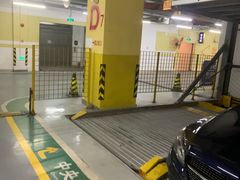 -环球港-停车场