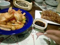 -东口码头·烧鸽子·鱼头泡饼·地方菜(金鹰悦城店)