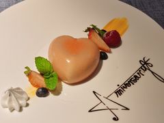 -弦月窗LUNETTE BY AMANDA(复兴路店)