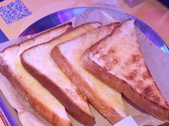 北海道黄油吐司-燥次·烧烤酒场(万象城店)