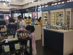 -王权免税店(廊曼机场店)