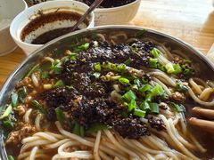 -正宗杨记普洱酸醋米线(总店)