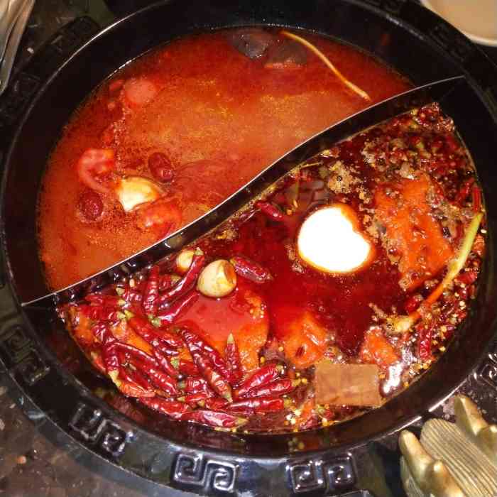 侠客行火锅(东台店)-"朋友推荐的这家火锅店,据说是他最喜欢的火.