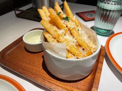 -阿妮叶李(光谷世界城店)