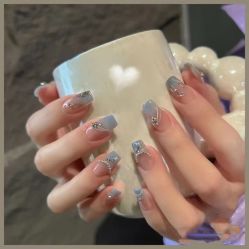 -悦指间美甲美睫