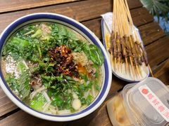 -云阿蛮生烫牛肉米线(景星店)