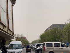 -北京南站-东侧停车场