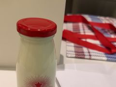 -红星前进面包牛奶公司(畅春园店)
