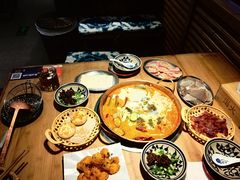 -洱火云南酸菜牛肉火锅(石景山当代商城店)