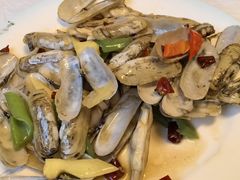 -宾朋海鲜饭庄(兴海路店)