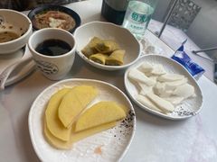 -德林酸菜鱼火锅(南丹店)