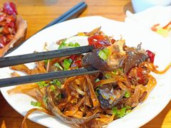 -隔壁老王·家常云南菜(花巷店)