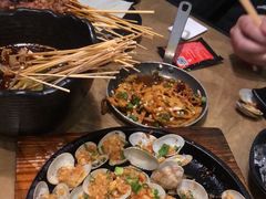 -何师烧烤Pro ·江湖川菜·小龙虾·精酿(太古里旗舰店)
