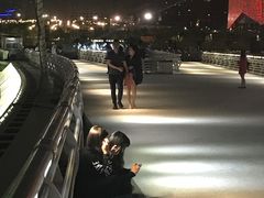 -南京眼步行桥