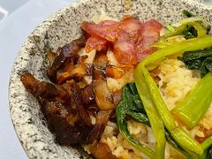 石锅腊味饭-北大家园食堂