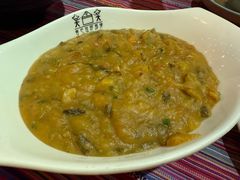 -香巴拉云南餐厅(华莱坞店)