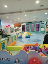 -孩子王童乐园(唐山万达广场店)