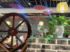 -辣莊重庆老火锅(威海高铁站韩乐坊店)