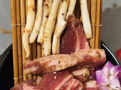 -围炉肉舍•炭烤活鳗•丹东海鲜烤肉(步行街店)