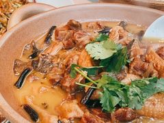 小鸡炖榛蘑-止观小馆·辽河口渔家菜(王府井店)