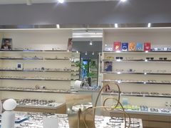 -视野联行眼镜·蔡司·尼康·授权优选门店(青浦宝龙店)
