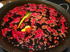 红汤锅底中辣-纸盐河码头火锅(十八梯店)