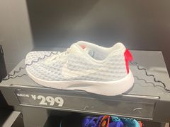 -NIKE上海青浦优选体验店