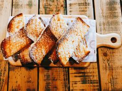 肉桂粉焦糖吐司-Cafe Alice咖啡爱丽丝(奥城店)